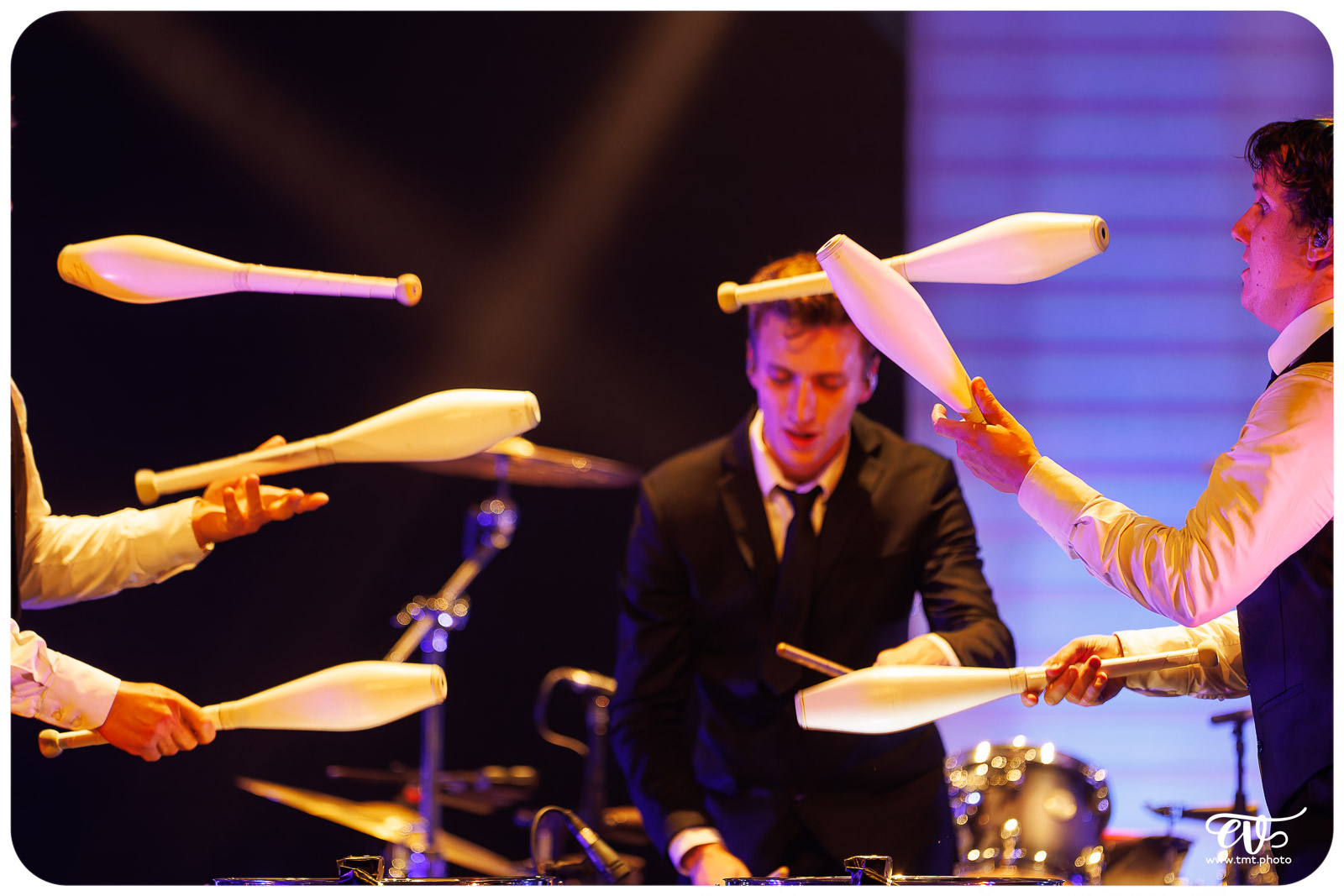 DRUM BROTHERS (LES FRÈRES COLLE)